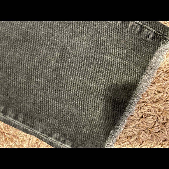 American Eagle Jeans/Size 6 - Picture 6 of 13